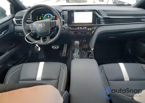 2025 Toyota Camry Xse z USA, uszkodzony, nr VIN 4T1DAACK3SU641880